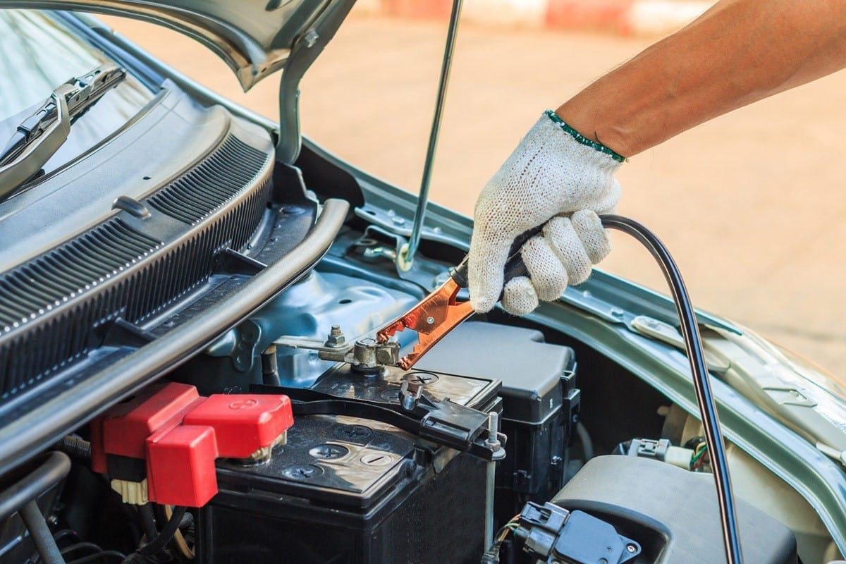 car battery replacement in UAE
